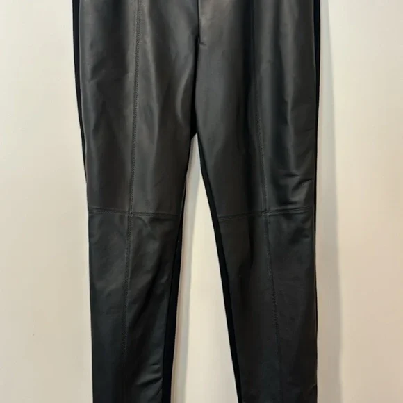 St. John NWT front leather contrast skinny black pull on pant. Size Lg - Picture 2 of 6